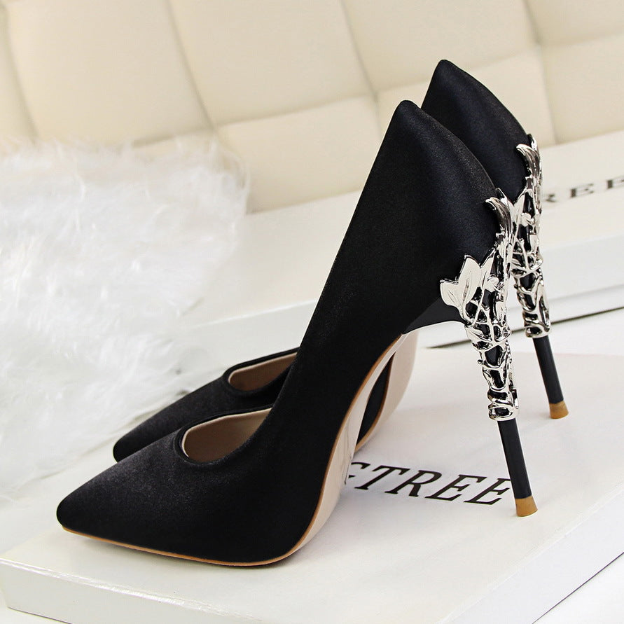 Korean Fashion Sexy Metal with Women's Stiletto High-Heeled Wedding Shoes