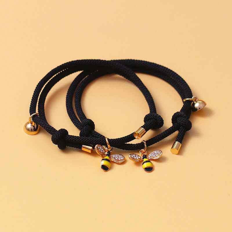 Couple Magnetic Heart Bracelets – Matching Gift for Lovers