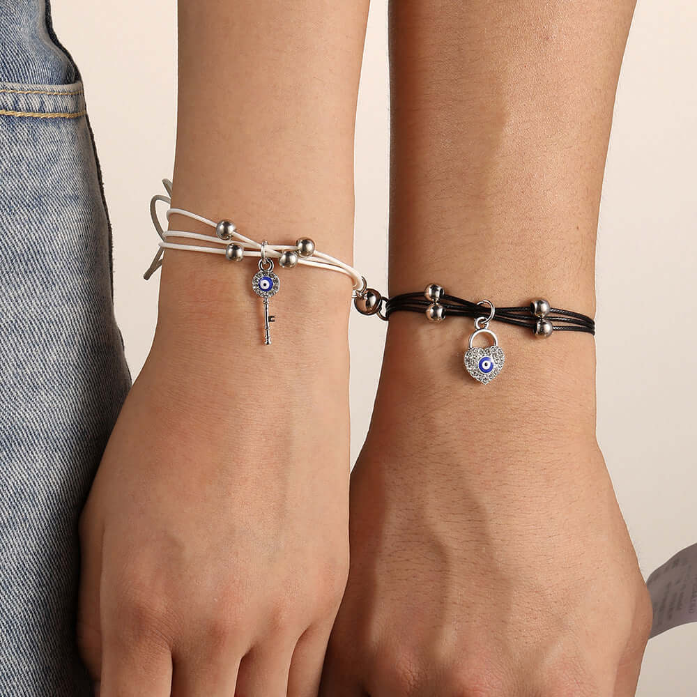 Couple Magnetic Heart Bracelets – Matching Gift for Lovers