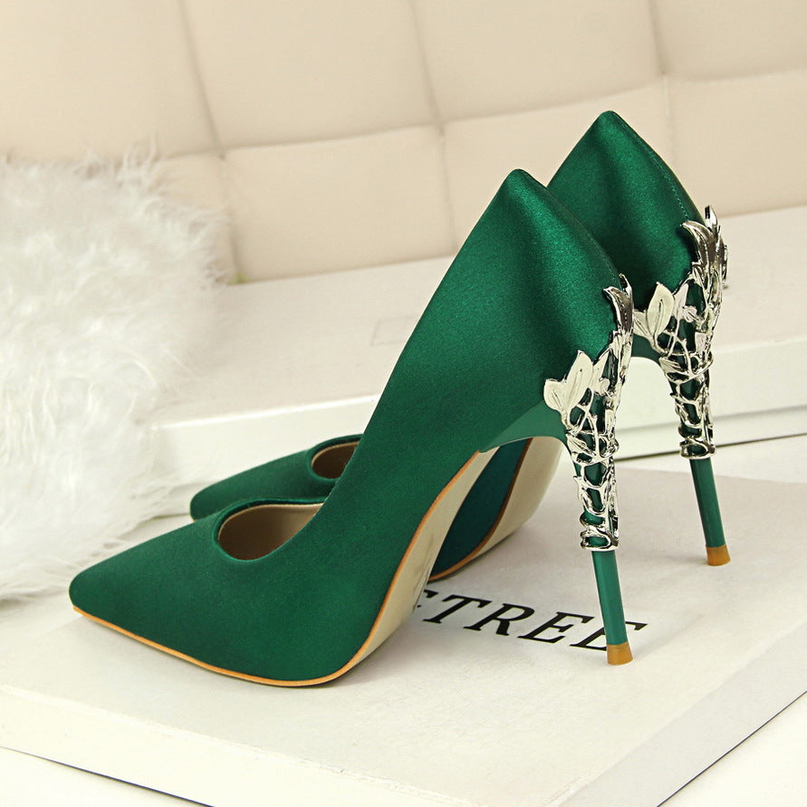 Korean Fashion Sexy Metal with Women's Stiletto High-Heeled Wedding Shoes