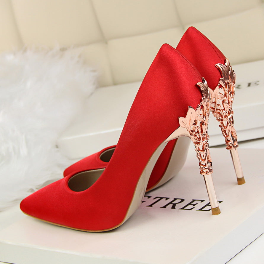 Korean Fashion Sexy Metal with Women's Stiletto High-Heeled Wedding Shoes