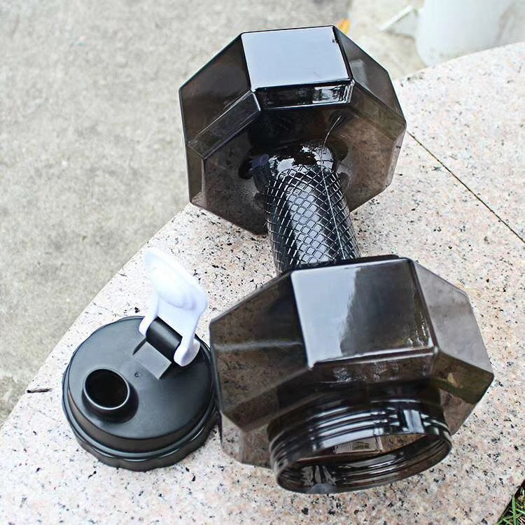 2.6L Dumbbell Kettle Large Capacity Water Bottle Creative Sports Kettle Space Portable Cup