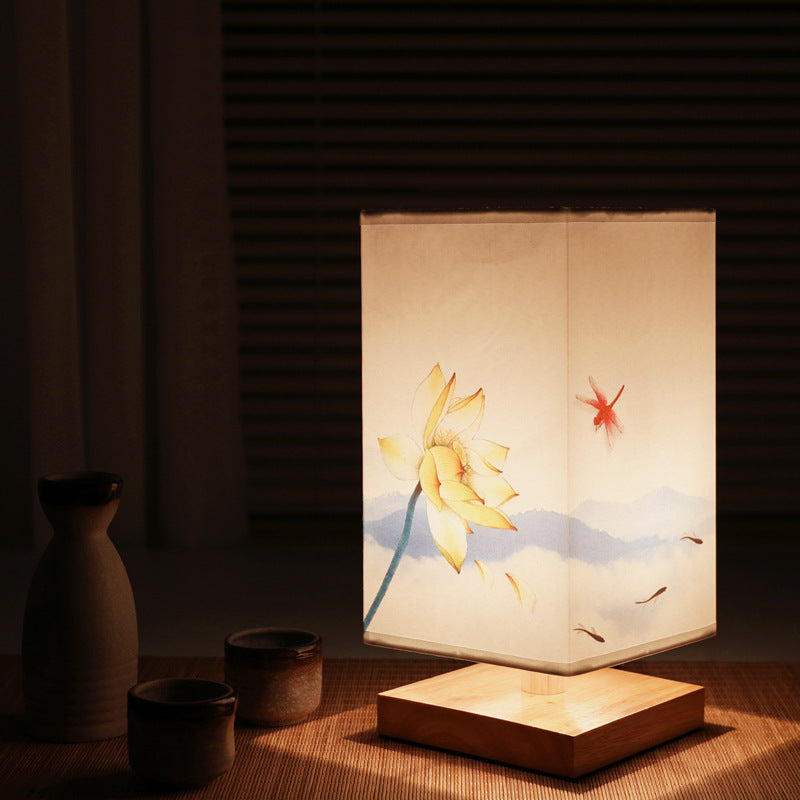Japanese Style Bedroom Bedside Decoration Warm Romantic Table Lamp
